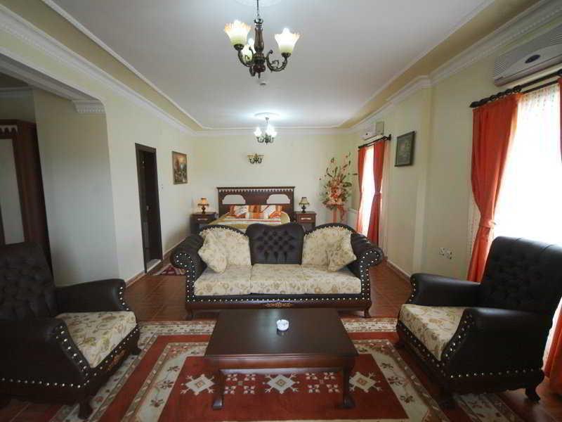 Yay Grand Hotel Mardin Exterior foto